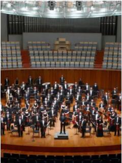 《红色传承》――“黄河大合唱”中国交响乐团交响